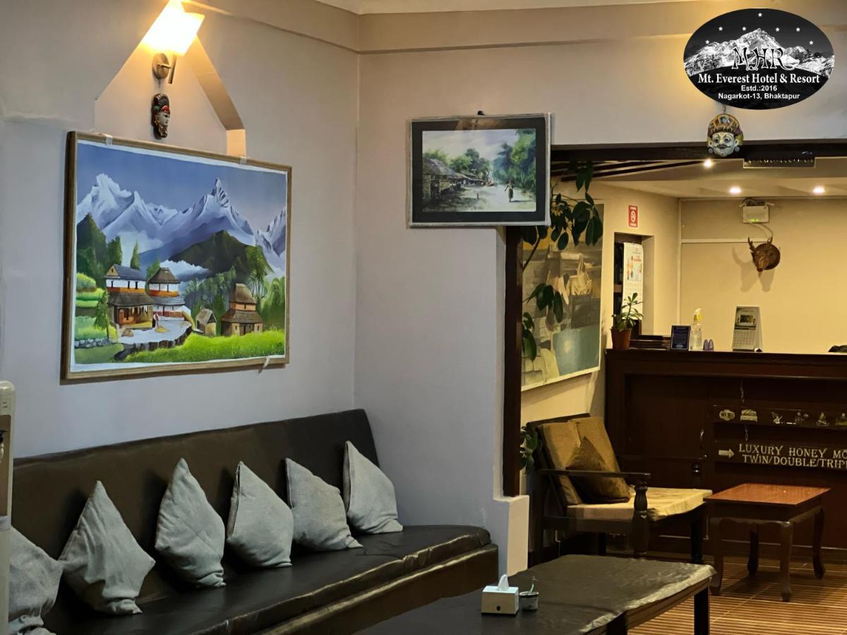 Mount Everest Hotel & Resort נגאקוט מראה חיצוני תמונה