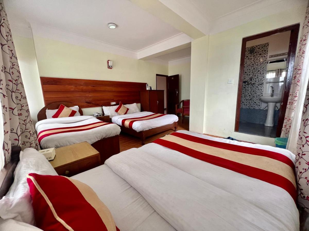 Mount Everest Hotel & Resort נגאקוט מראה חיצוני תמונה