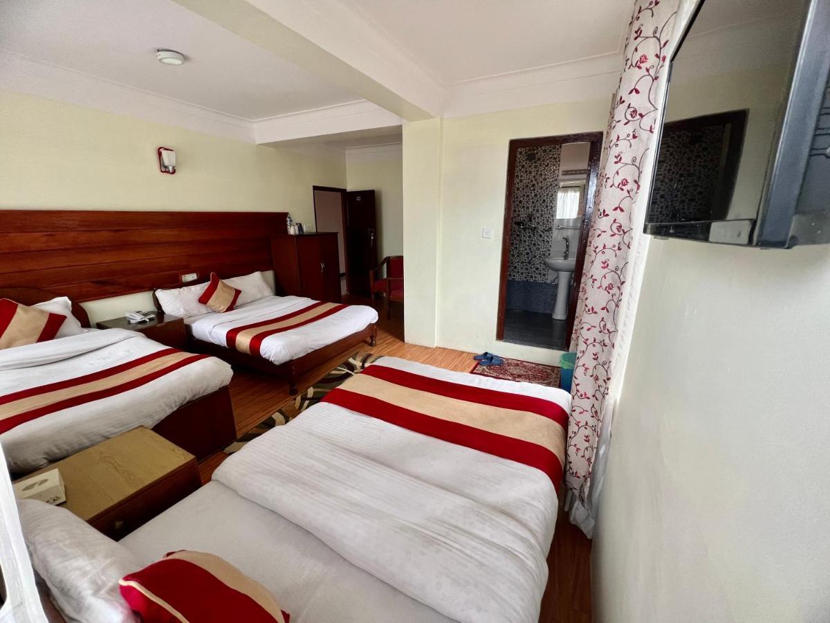 Mount Everest Hotel & Resort נגאקוט מראה חיצוני תמונה