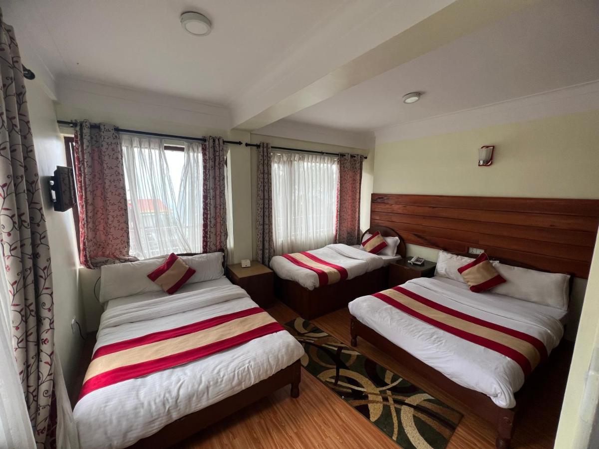 Mount Everest Hotel & Resort נגאקוט מראה חיצוני תמונה