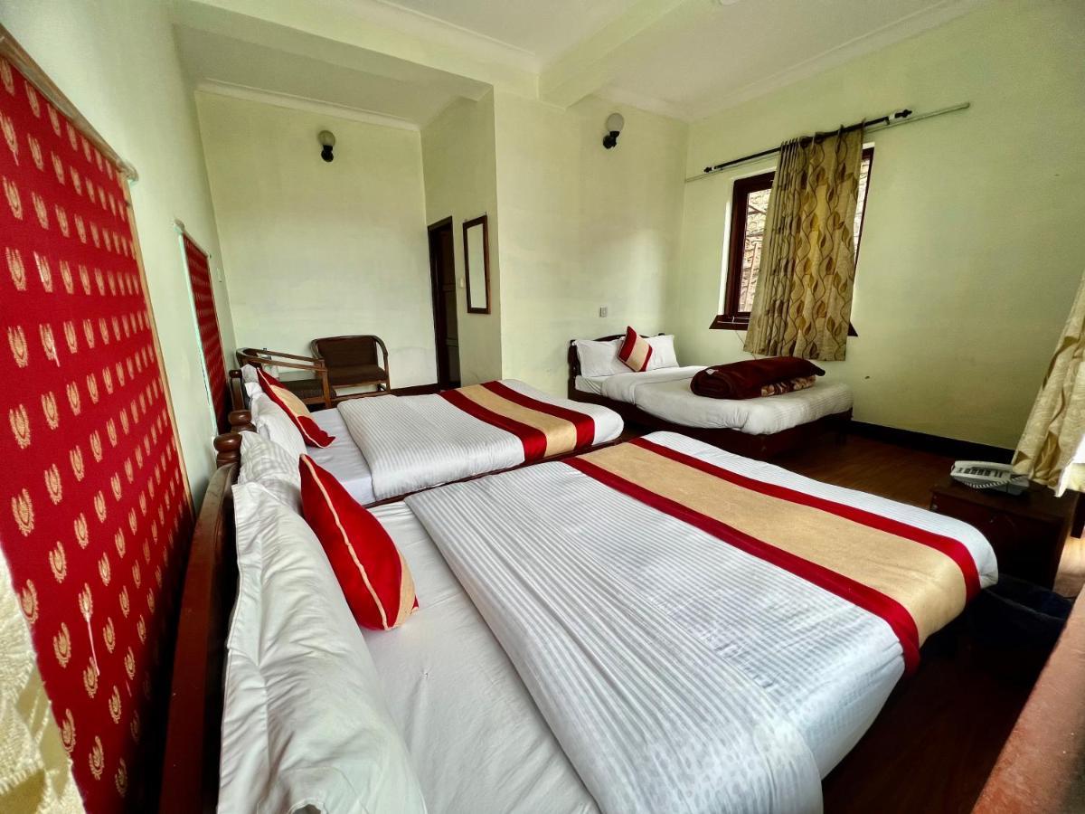 Mount Everest Hotel & Resort נגאקוט מראה חיצוני תמונה