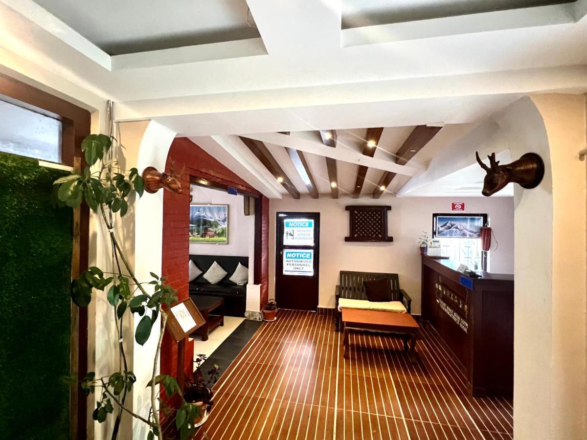 Mount Everest Hotel & Resort נגאקוט מראה חיצוני תמונה