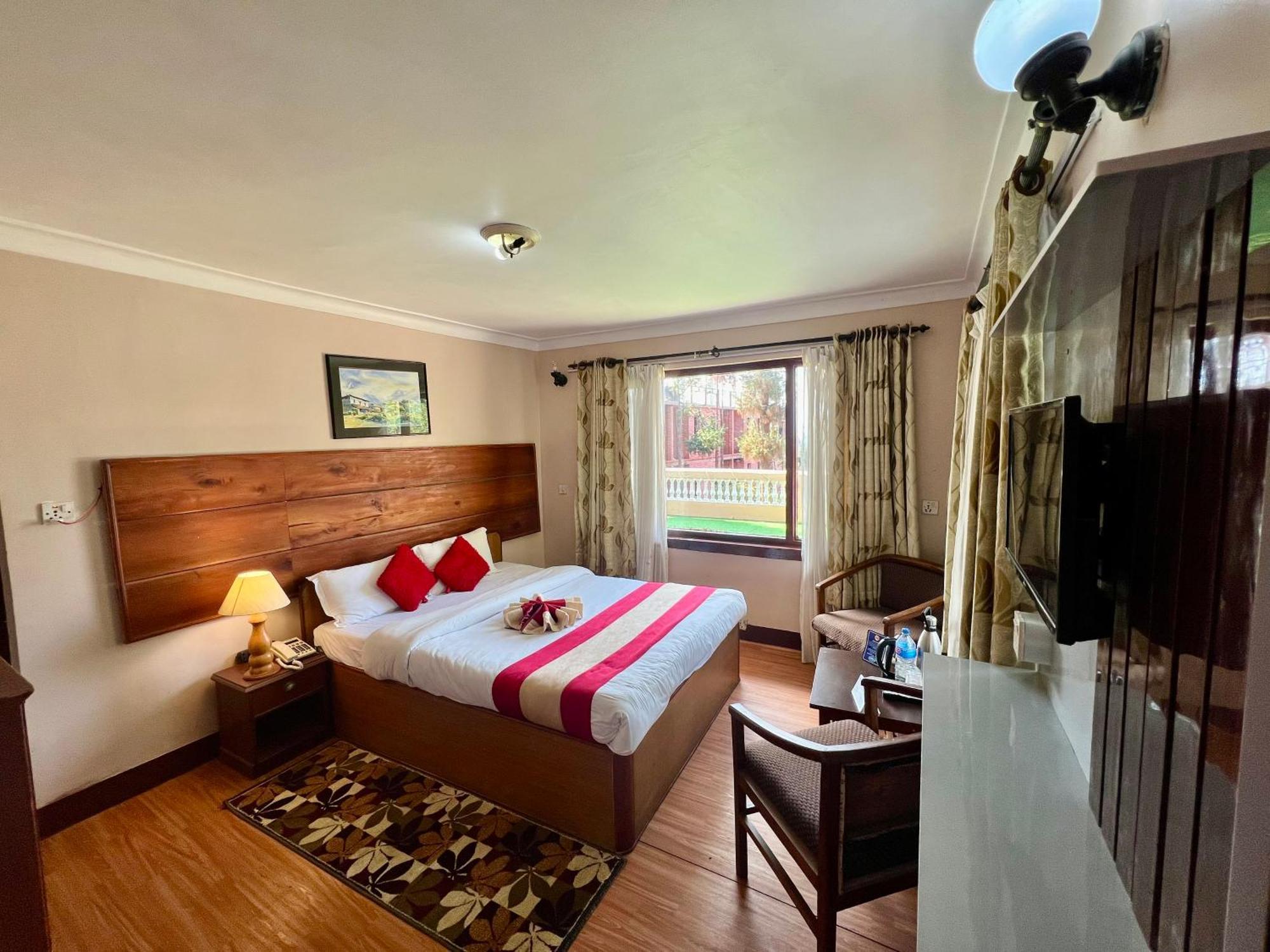 Mount Everest Hotel & Resort נגאקוט מראה חיצוני תמונה